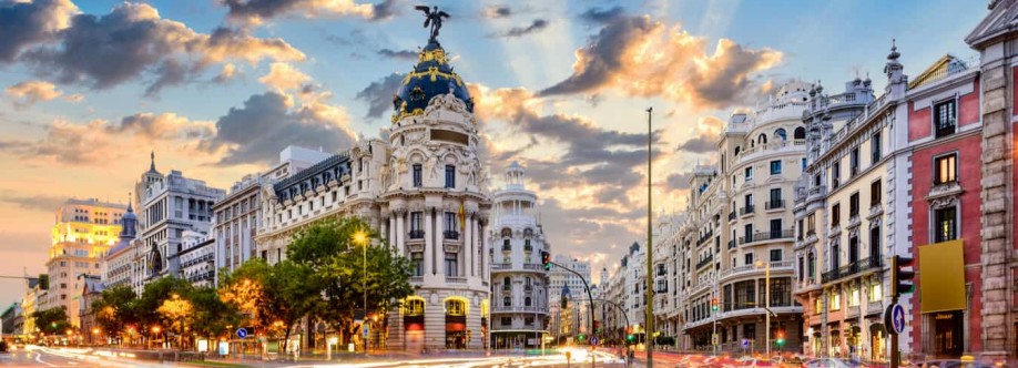 Jugadores 2da españa Cover Image